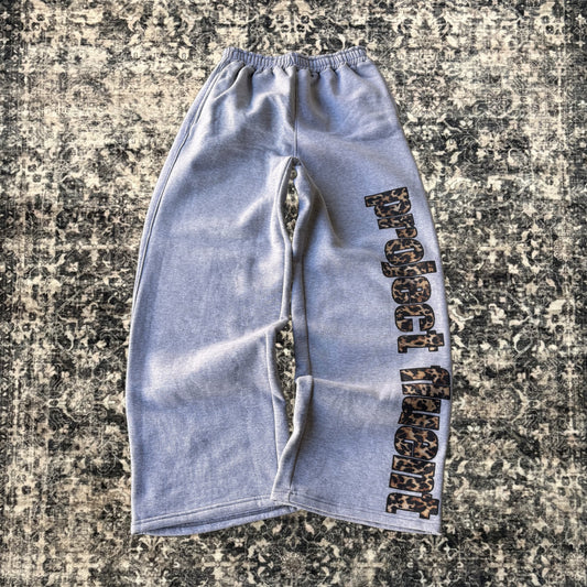 Leopard Sweatpants Grey
