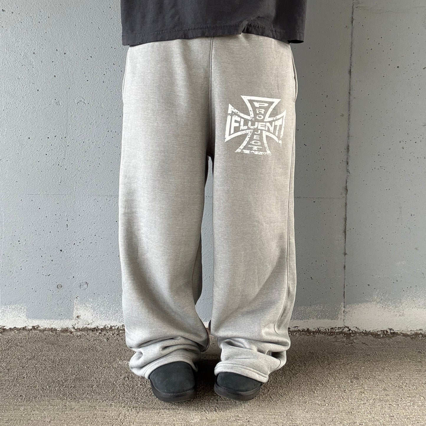 Fluent Cross Grey Sweatpants