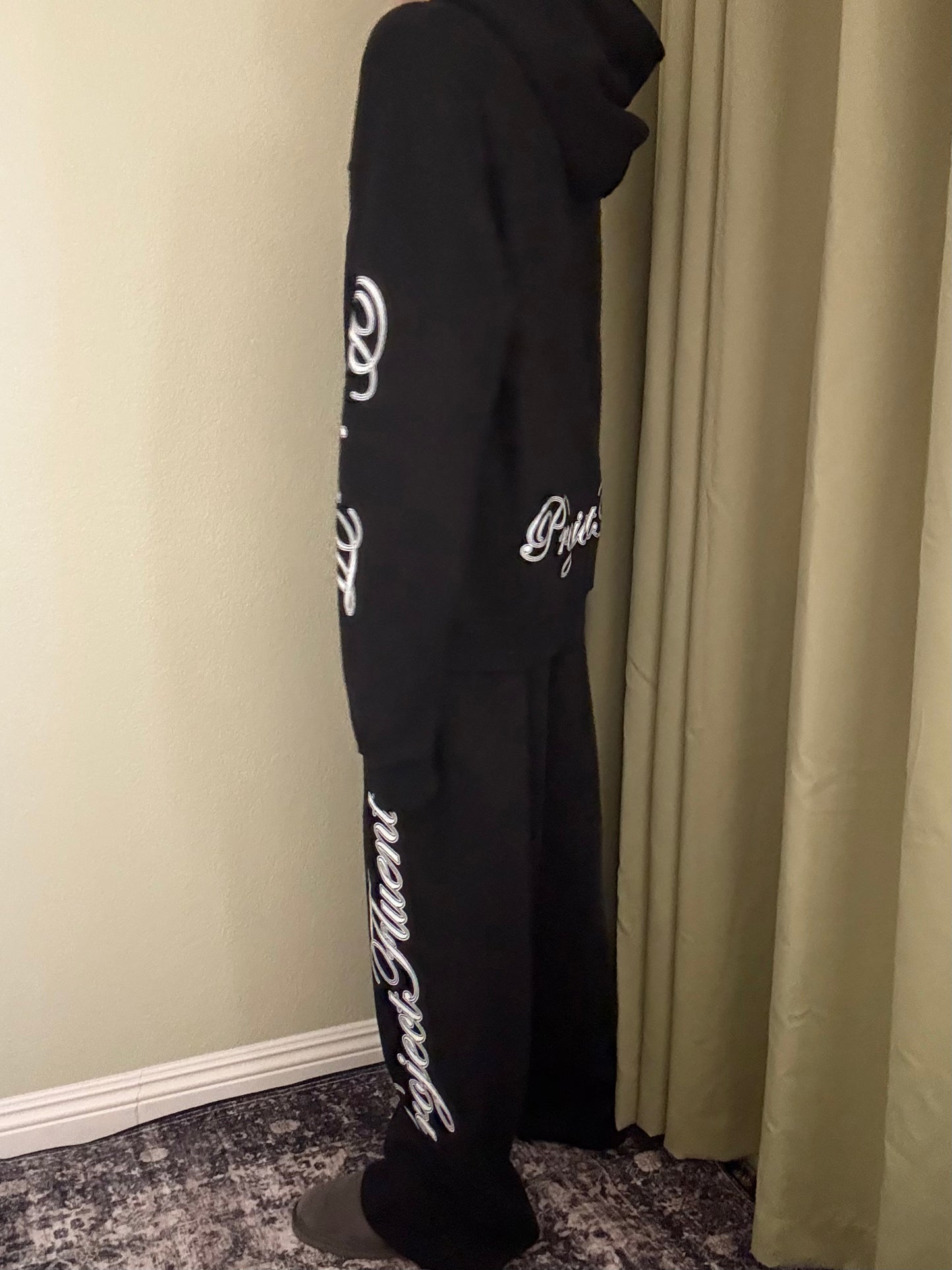 Cursive Sweatpants Black