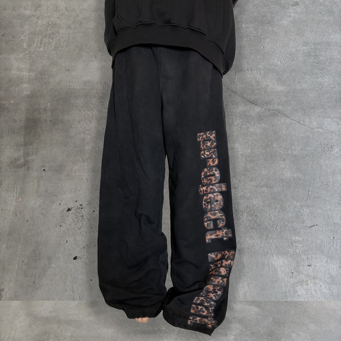 Leopard Sweatpants Black